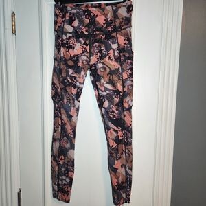 lululemon athletica FAST & FREE 7/8 Multicolor With Side Pockets Size 6